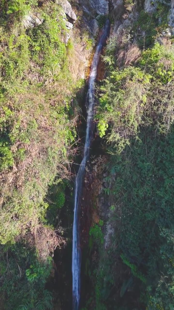 蕉岭县龙潭飞瀑航拍视频素材