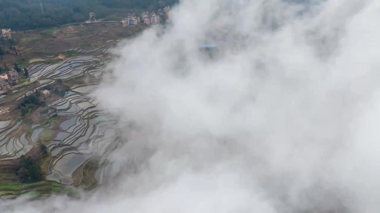 延时航拍云南元阳阿者科梯田的景色视频素材