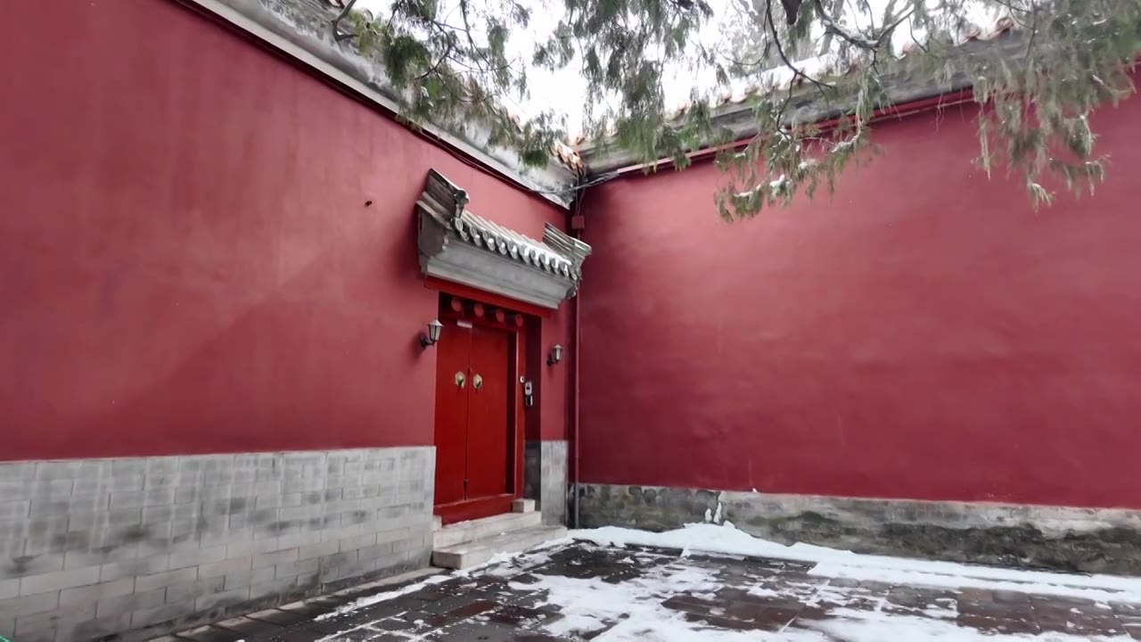 北京雪后中山公园古建筑门视频下载