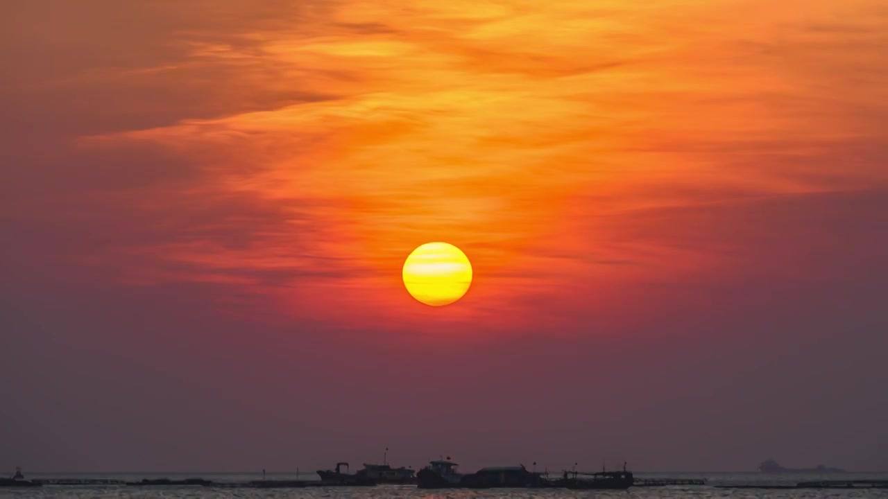 中国海南三亚西岛傍晚日落夕阳延时视频素材