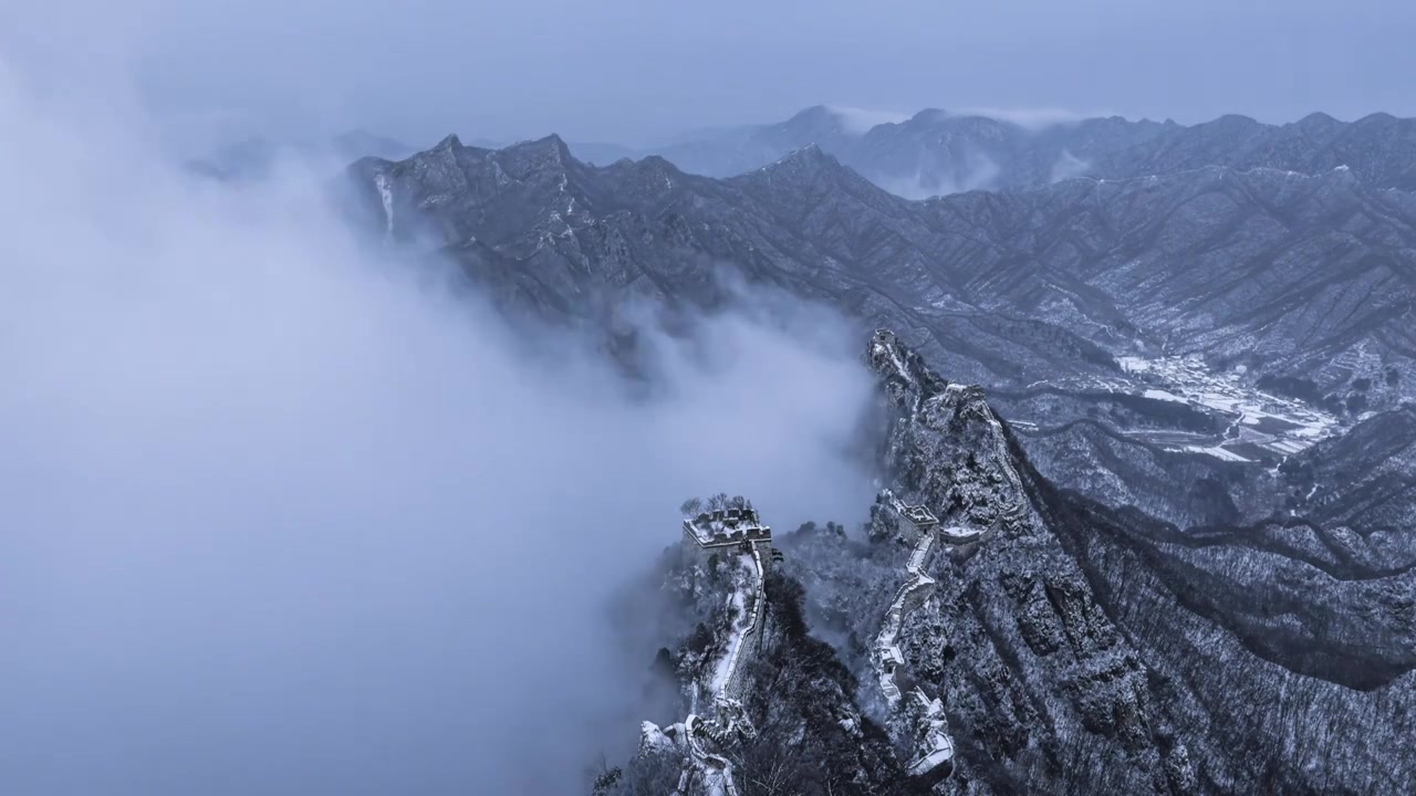 雪中箭扣长城视频素材