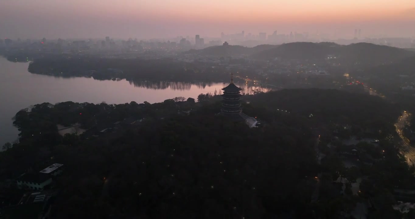 浙江杭州：春日晨曦中的杭州西湖视频素材