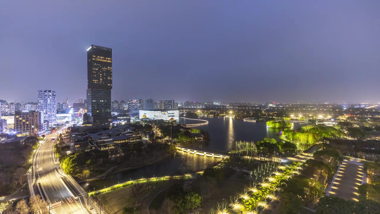 上海嘉定区嘉定新城建筑傍晚夜景车辆延时视频素材