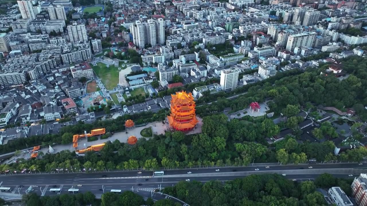 航拍武汉城市旅游地标黄鹤楼古建筑视频素材