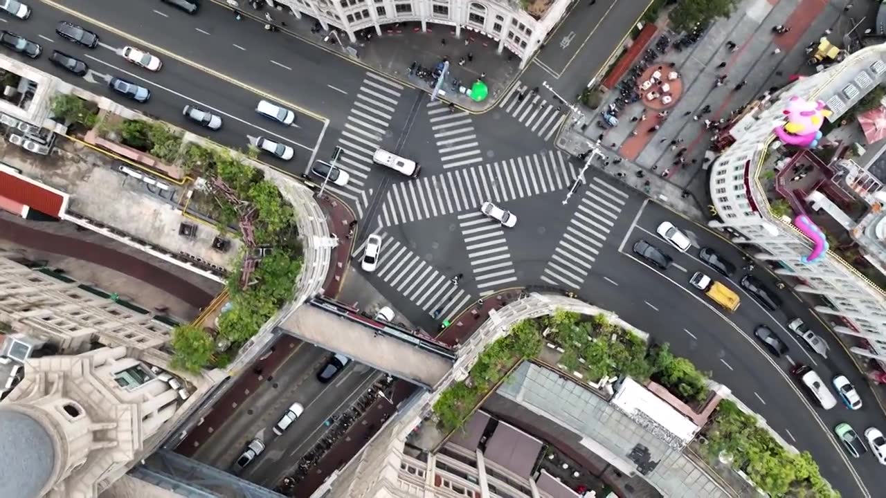 无人机俯拍福建省厦门市思明区老城区街道交通视频素材