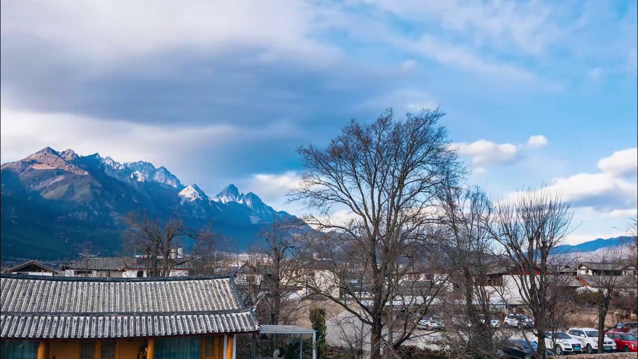 丽江白沙玉龙雪山日出风云视频素材