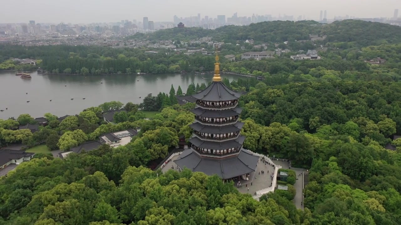 航拍杭州雷峰塔视频素材