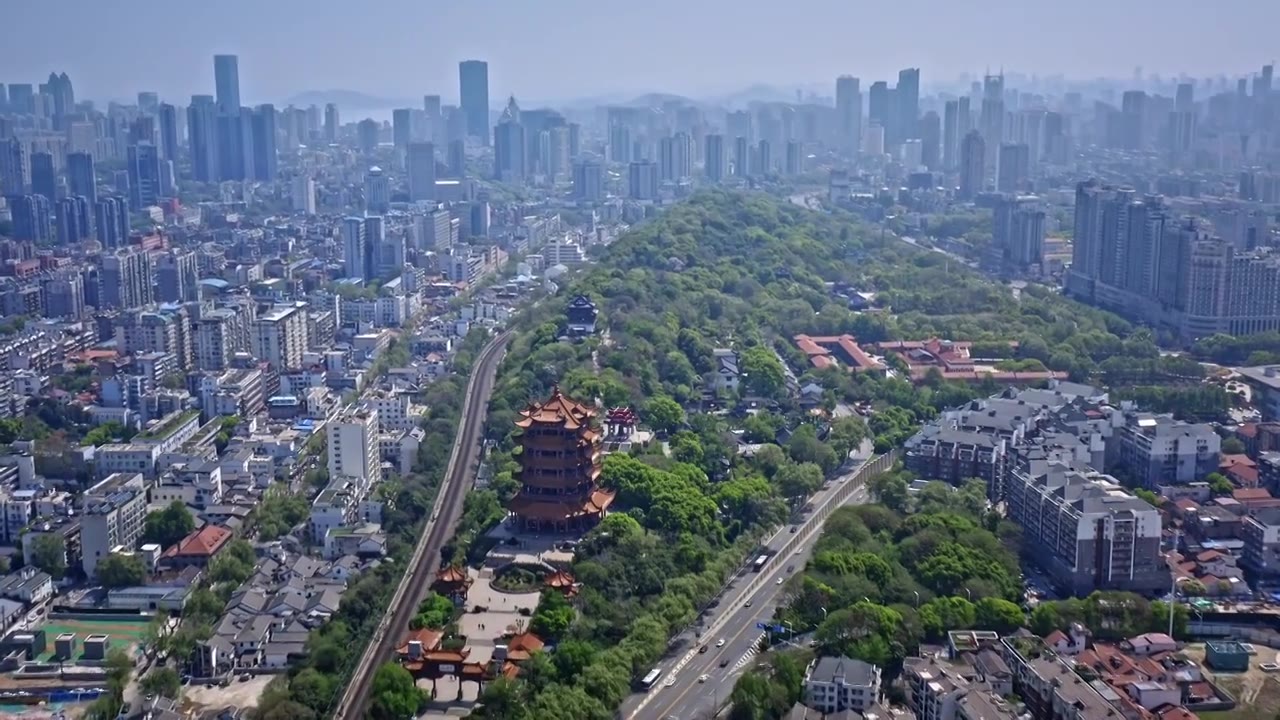 湖北武汉黄鹤楼景区航拍视频素材