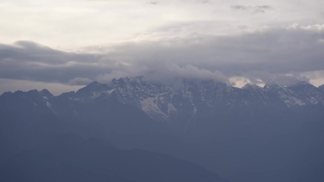 贡嘎雪山视频素材