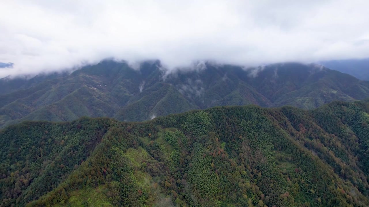 黄山新安江山水画廊自然风光徽文化古村落航拍视频素材