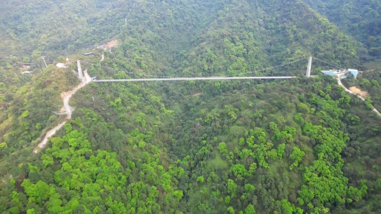 佛山南丹山玻璃栈道视频素材