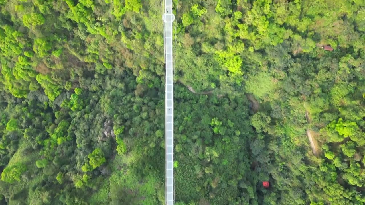 佛山南丹山玻璃栈道视频下载