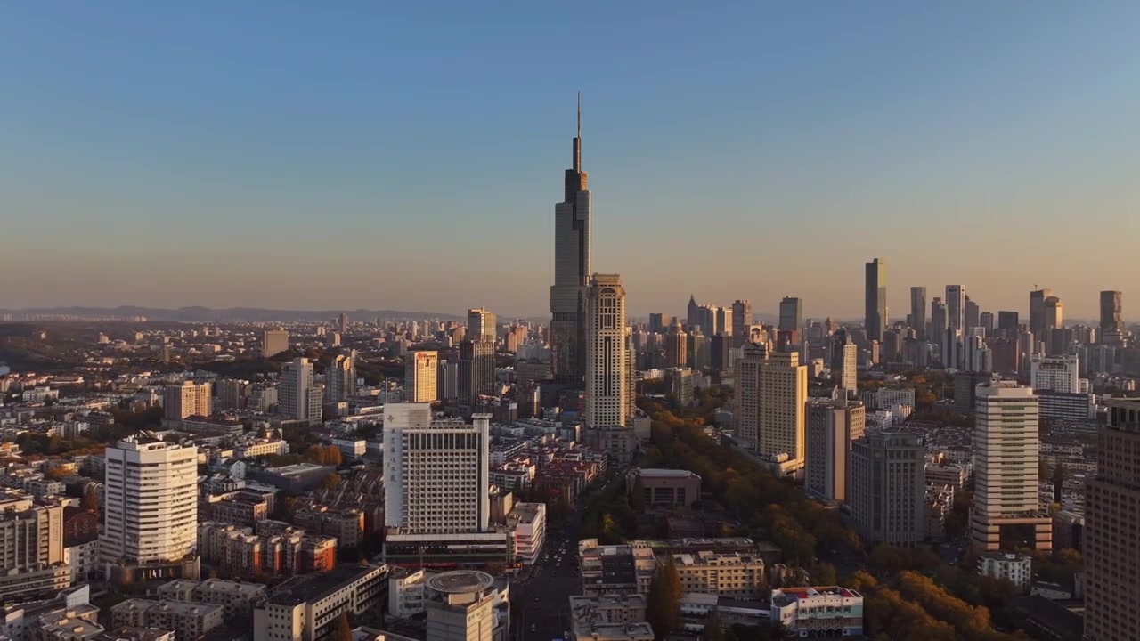 中国江苏省南京市城市风景紫峰大厦航拍视频素材