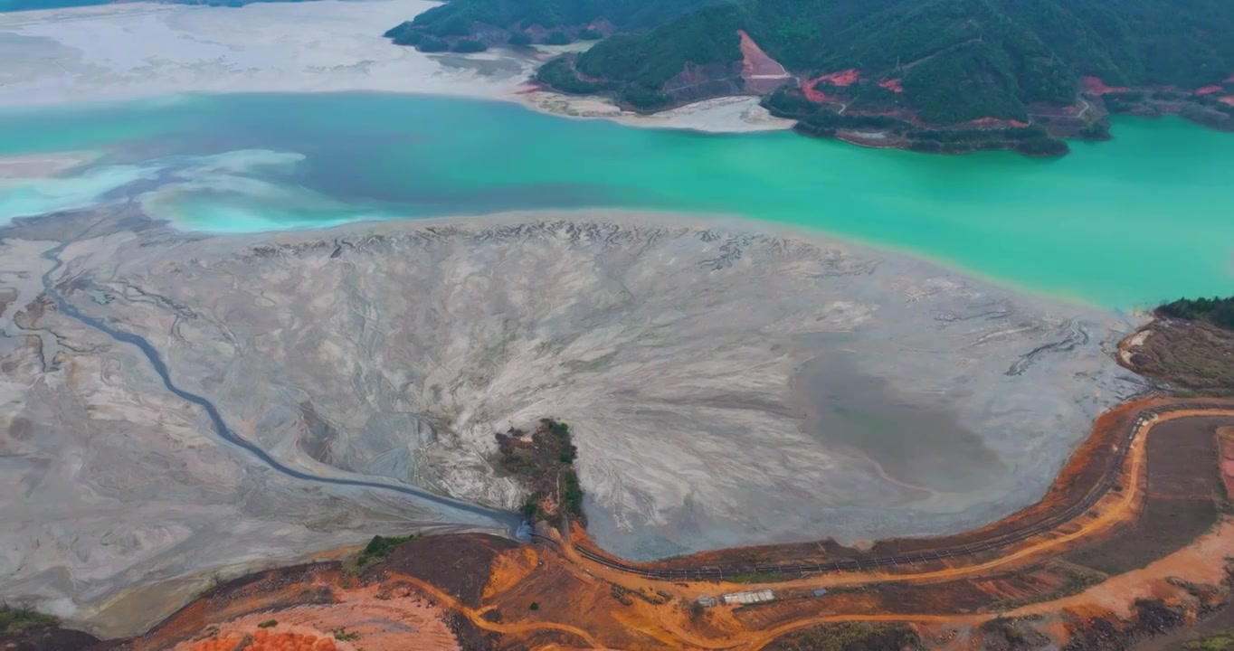 江西德兴铜矿高山水库航拍视频素材