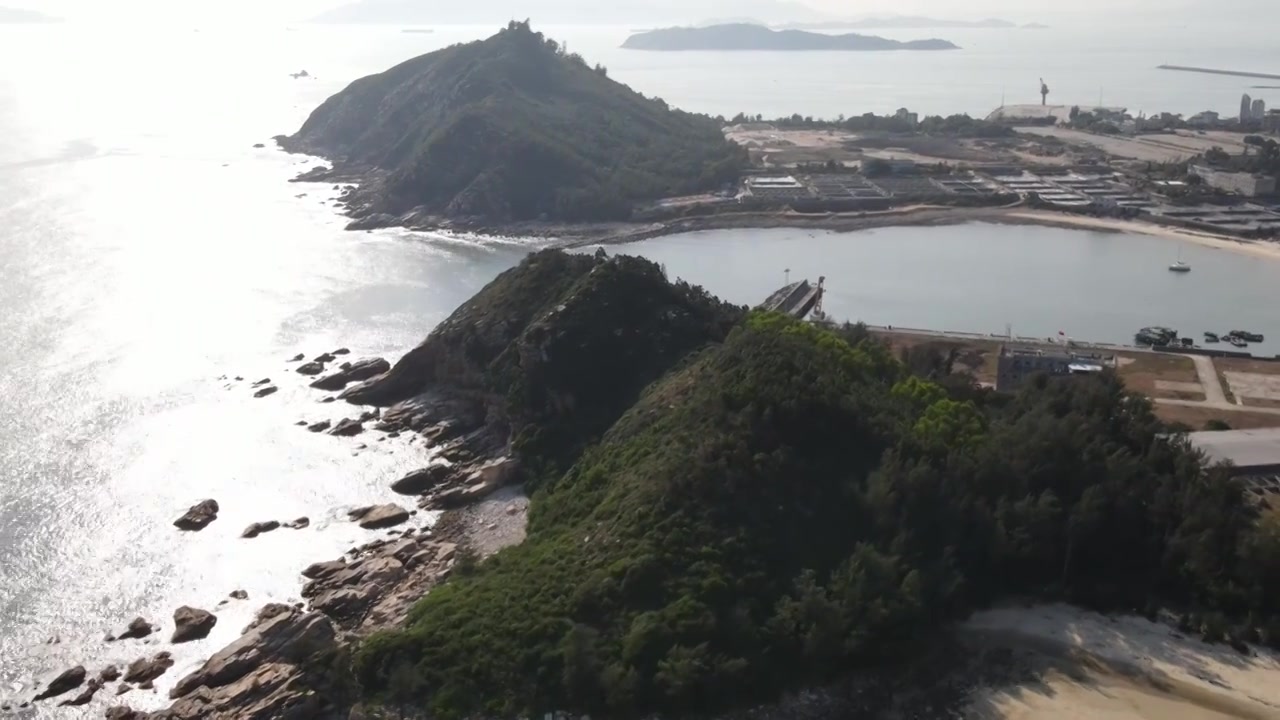 广东惠州市惠东县碧海湾露营基地沙滩海景视频素材