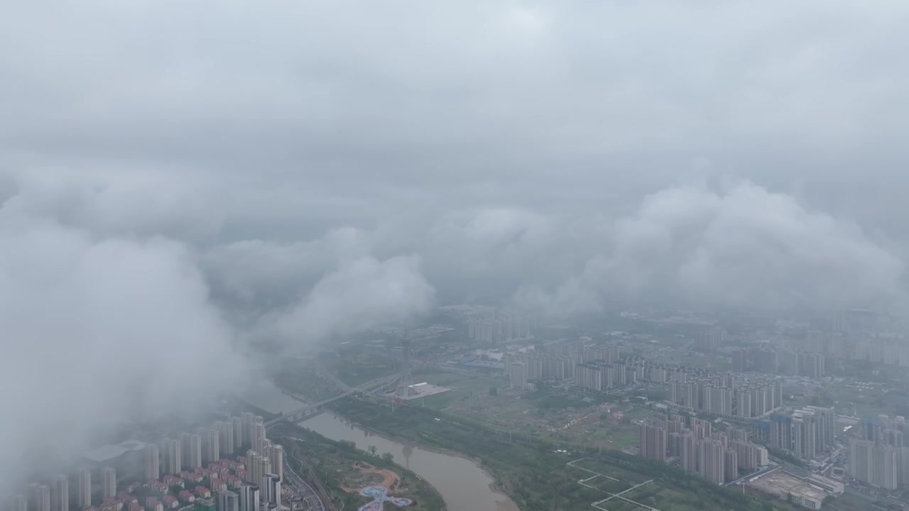 周口城市天际线云海，平流雾，雾景大场景视频素材