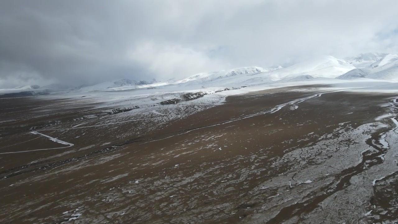 雪后奇林峡航拍视频素材视频下载