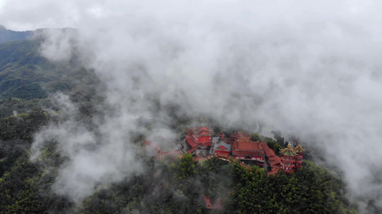 四川宜宾蜀南竹海龙吟寺云海视频素材