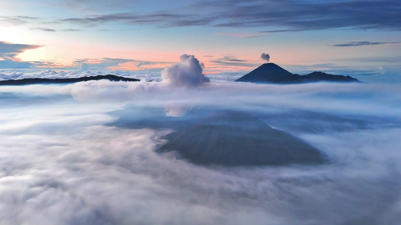 印尼风光 | Bromo火山日出云海视频素材