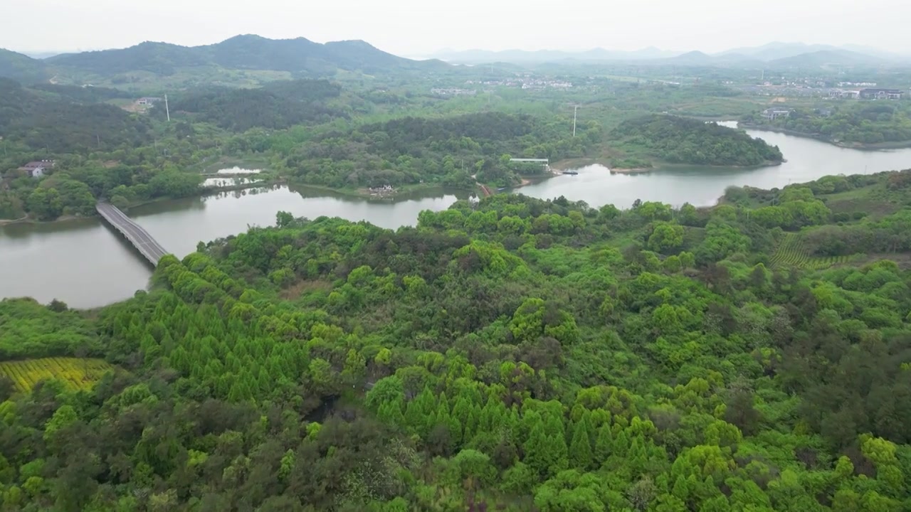 航拍中国江苏省常州市溧阳市天目湖生态旅游度假区涵田半岛风光视频素材