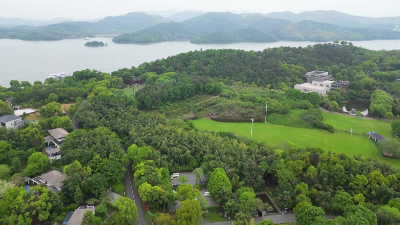 航拍中国江苏省常州市溧阳市天目湖生态旅游度假区涵田半岛风光视频素材