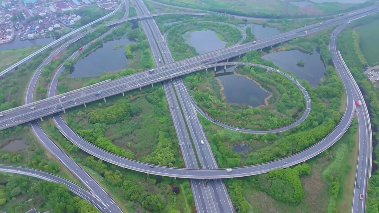 常嘉高速与沪常高速苏州段甪直枢纽道路交通风景航拍视频素材