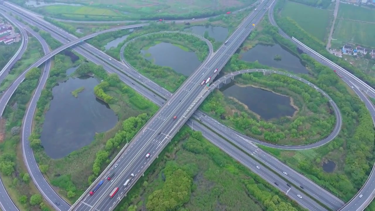 常嘉高速与沪常高速苏州段甪直枢纽道路交通风景航拍视频素材