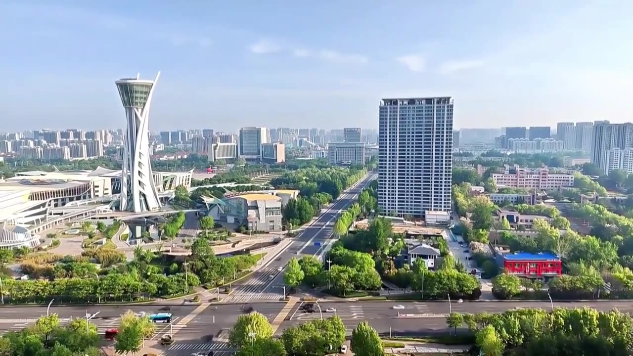 山东潍坊人民广场清晨城市风光车流蓝天白云背景素材视频素材