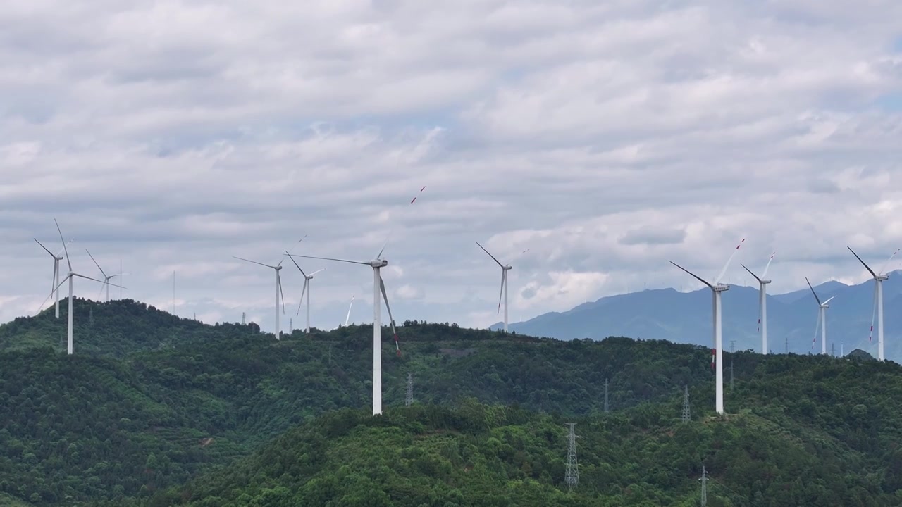 风车山风力发电绿色清洁能源视频素材