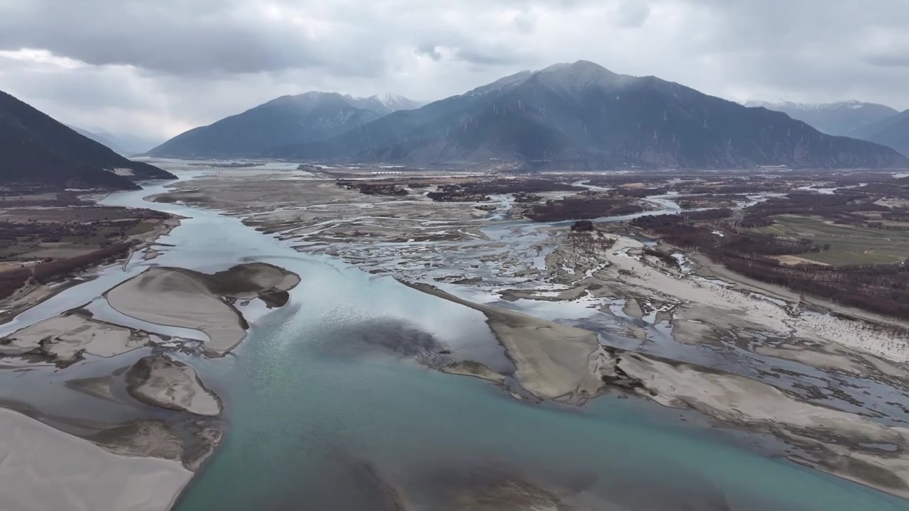 雅鲁藏布江大峡谷航拍视频素材