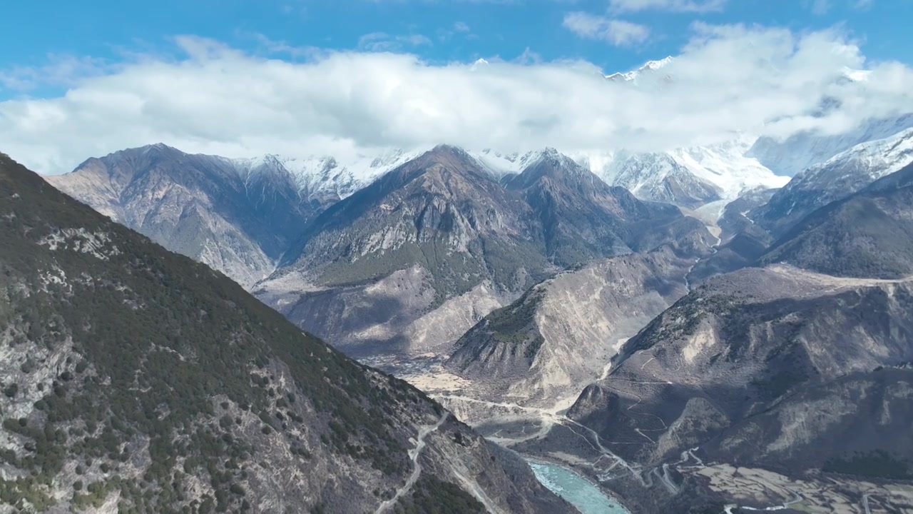 雅鲁藏布江大峡谷航拍视频素材