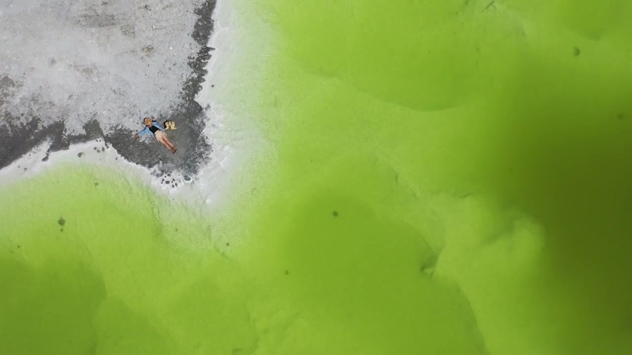 青海旅游著名景点翡翠湖航拍视频视频下载