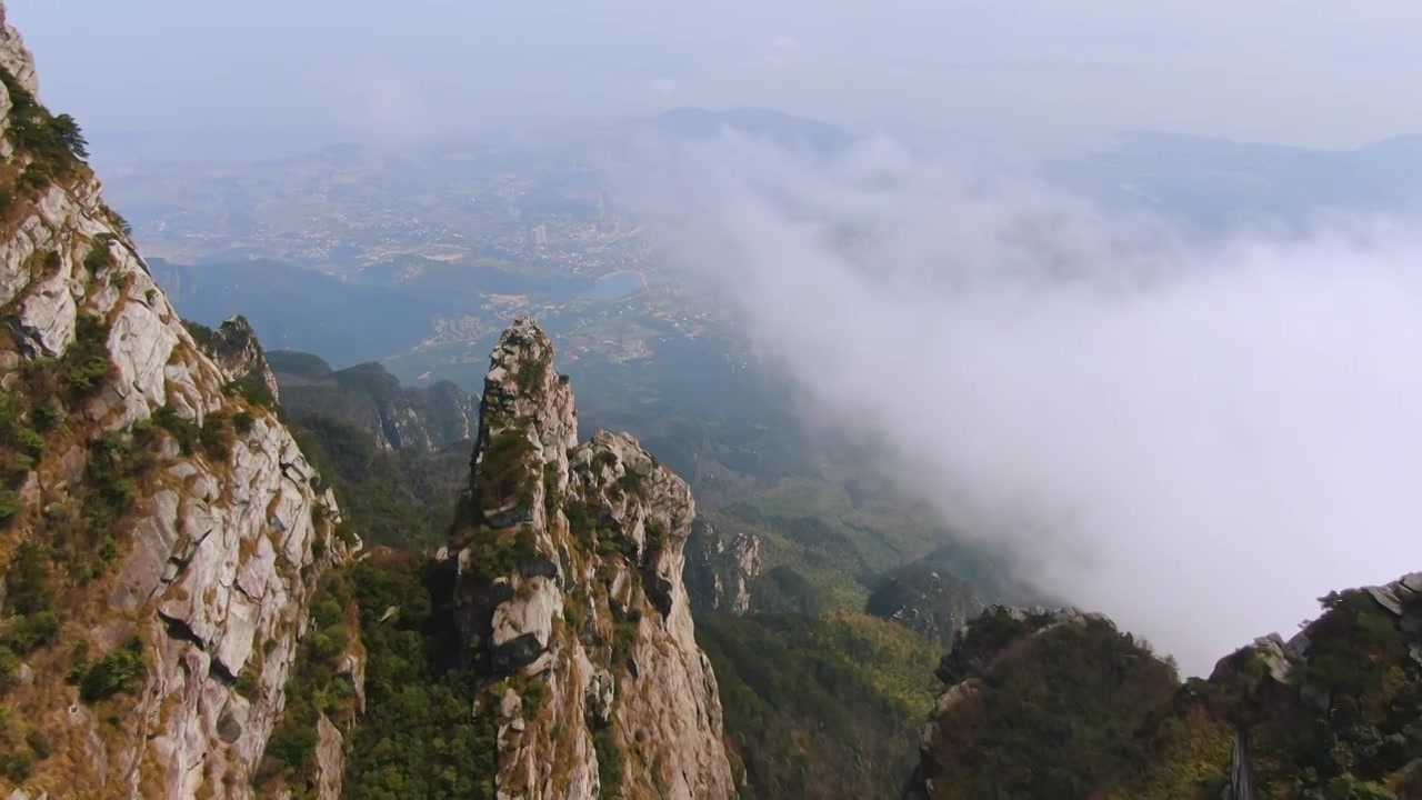 无人机航拍江西九江庐山云海鄱阳湖视频素材