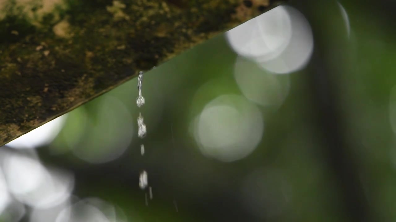 唯美屋檐雨滴空镜视频素材