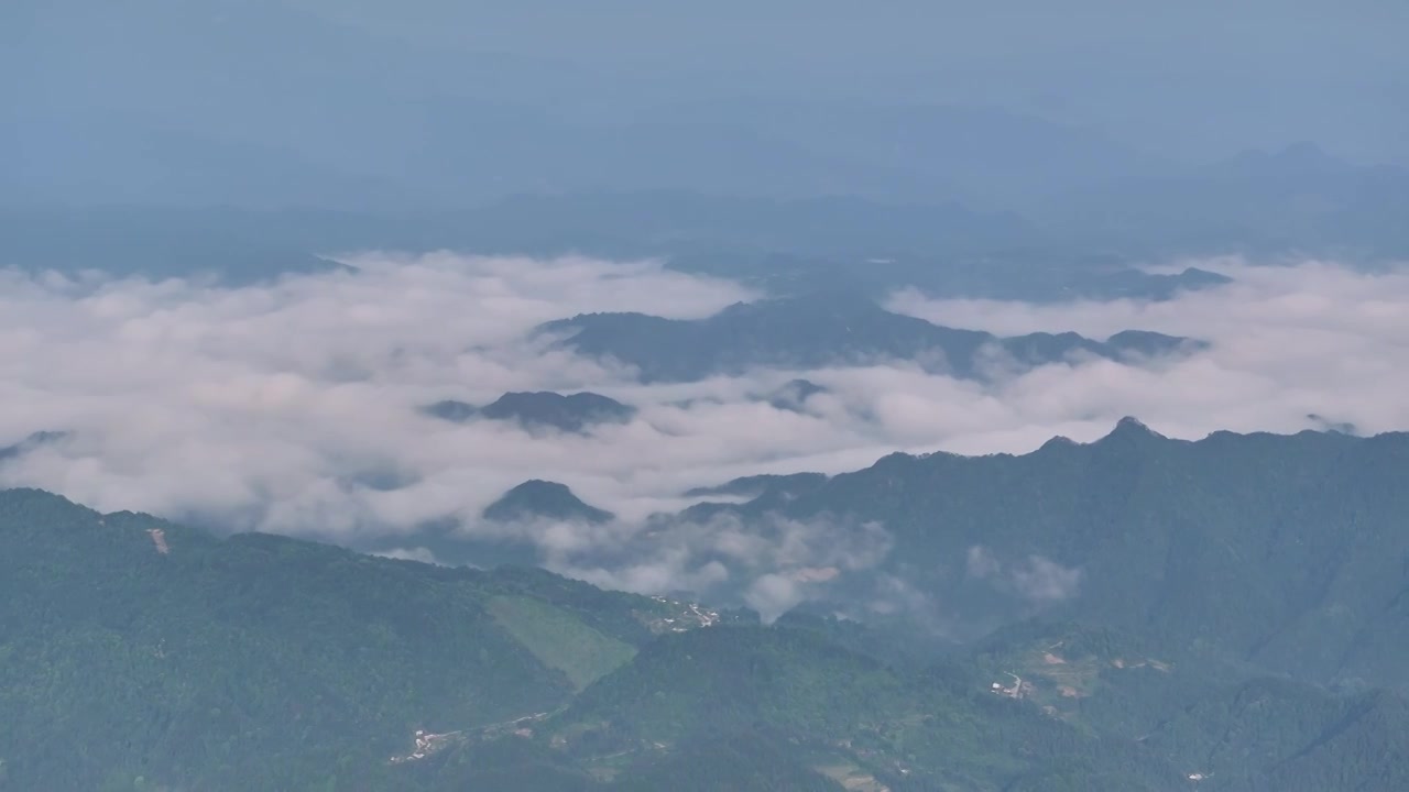 湖南龙山八面山日出云海风光视频素材