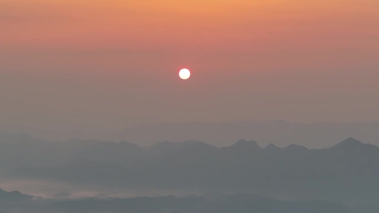 湖南龙山八面山日出云海风光视频下载