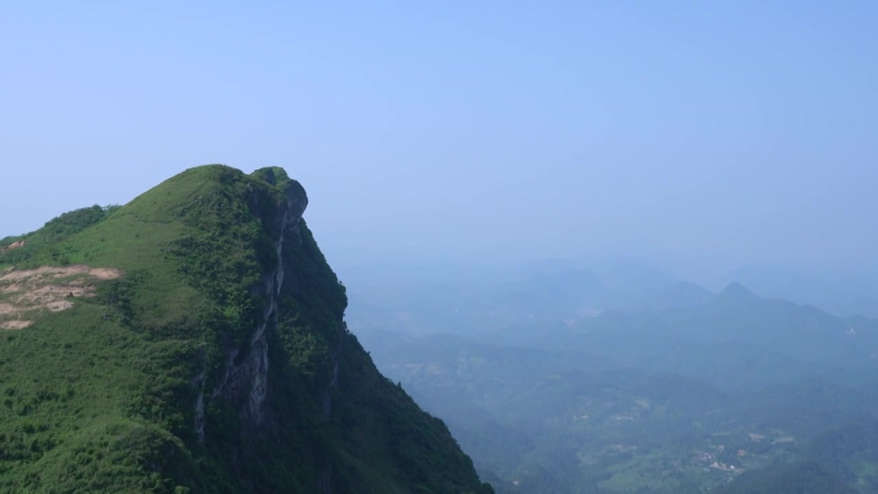 山顶山峰山尖群山视频素材