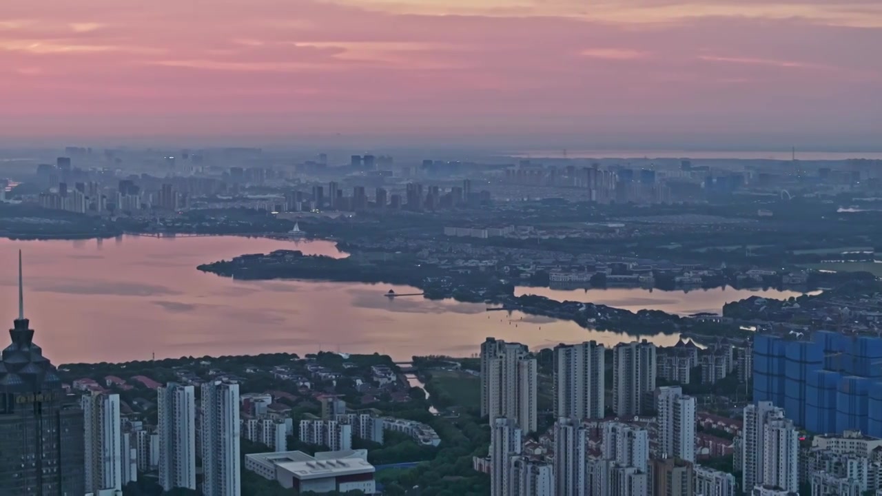 苏州金鸡湖景区日出，朝霞视频素材