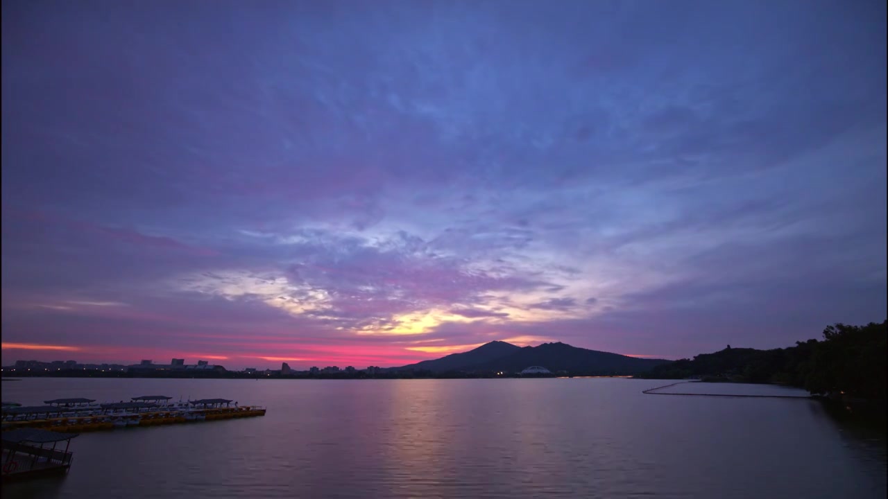 朝霞火烧云延时视频素材