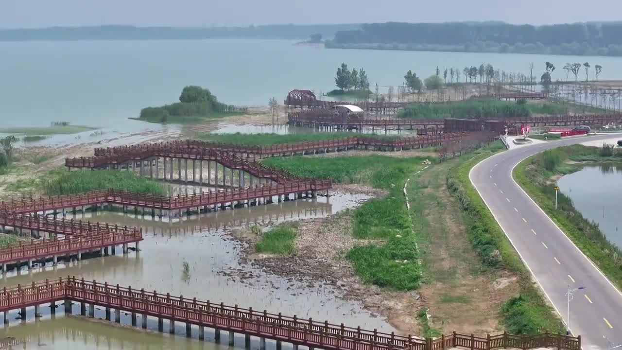 江苏洪泽湖环湖公路风景视频素材