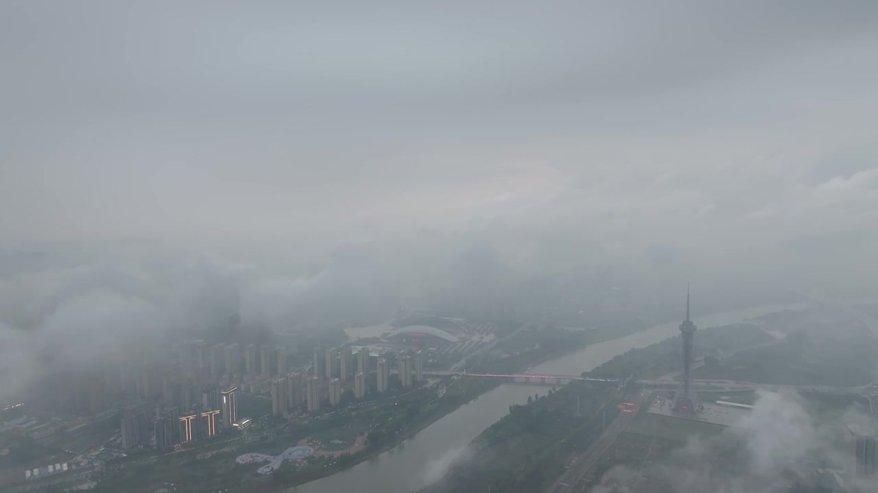 周口沙颍河与电视塔云景城市天际线视频素材