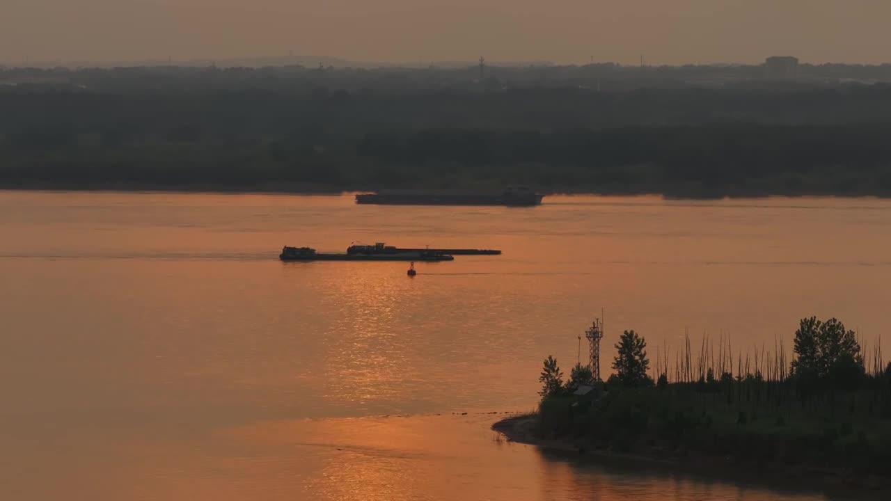 航拍南京长江夕阳视频下载