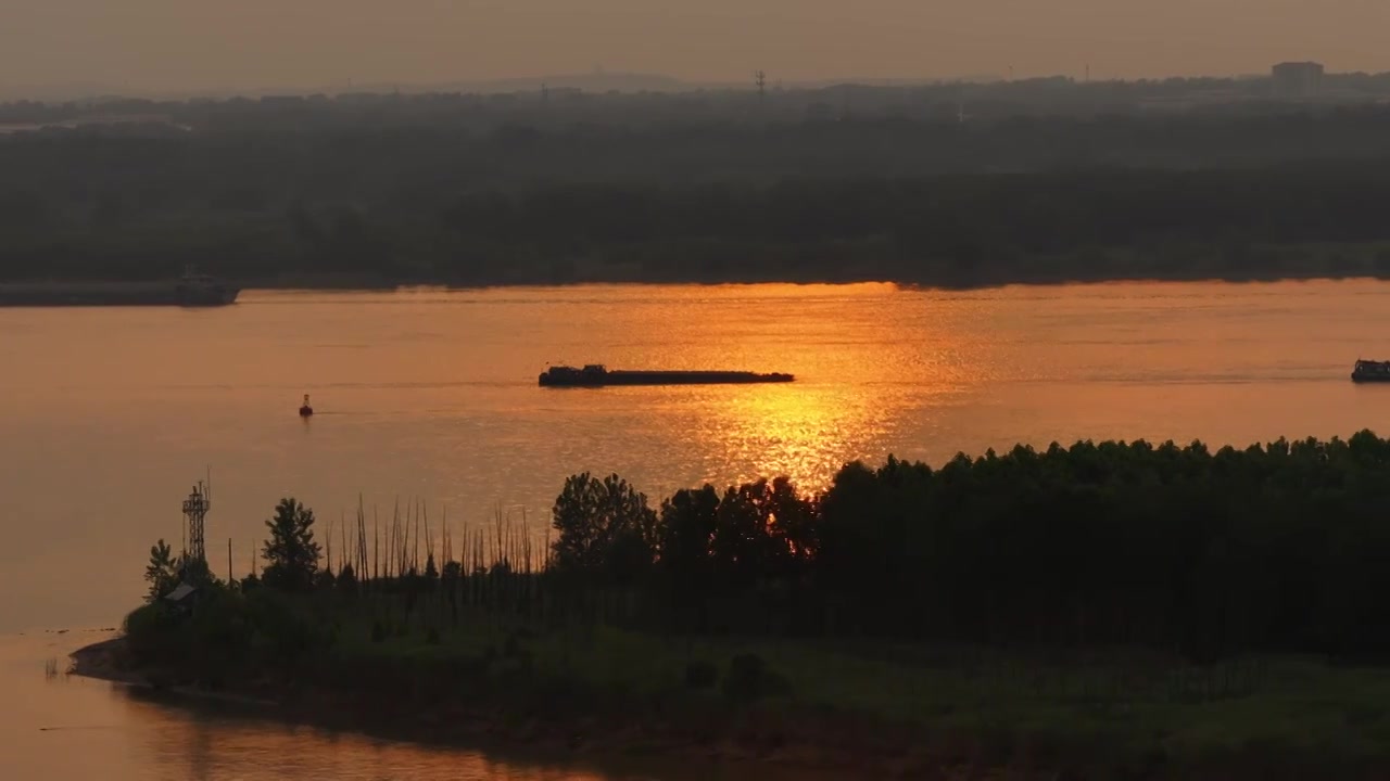 航拍南京长江夕阳视频下载