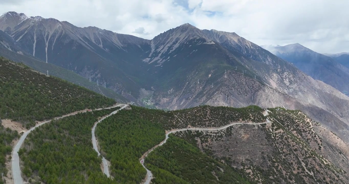 西藏昌都：觉巴山风光视频素材