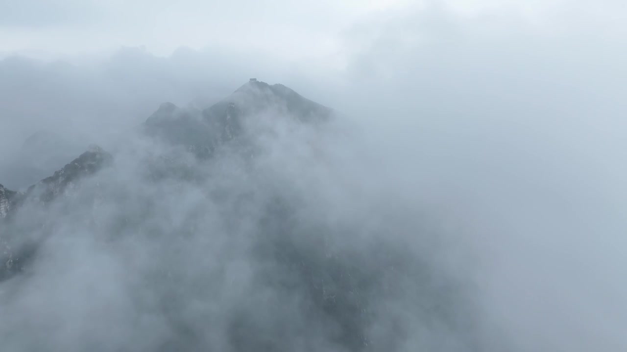 箭扣长城雨后云海，日落晚霞 （2024.06.17）视频素材