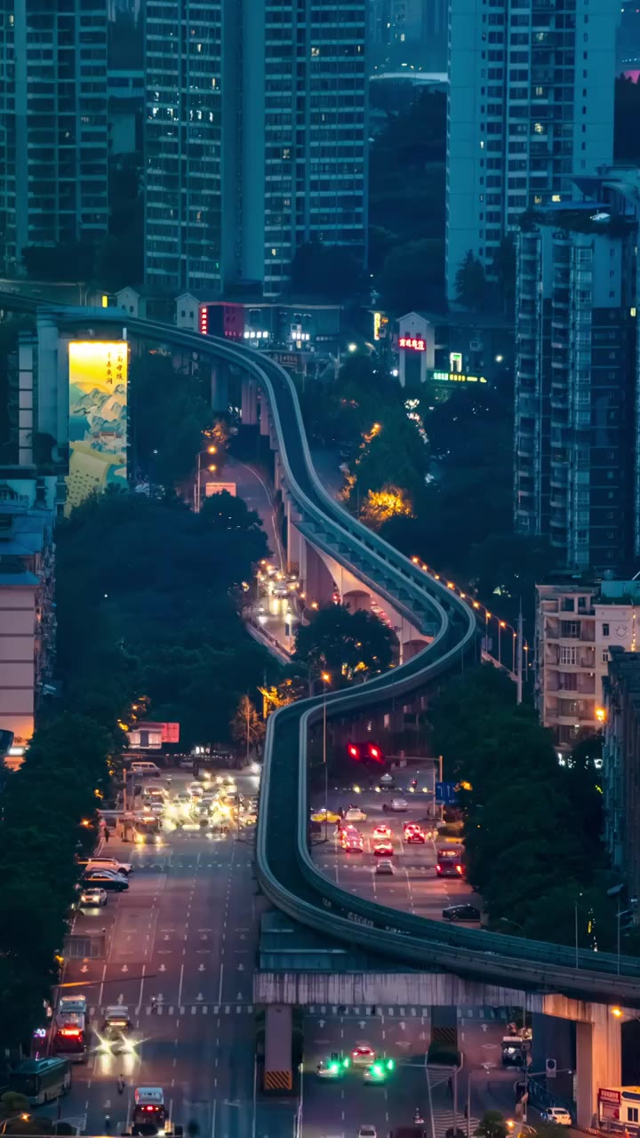 重庆鱼洞轻轨夜景都市延迟风光视频素材