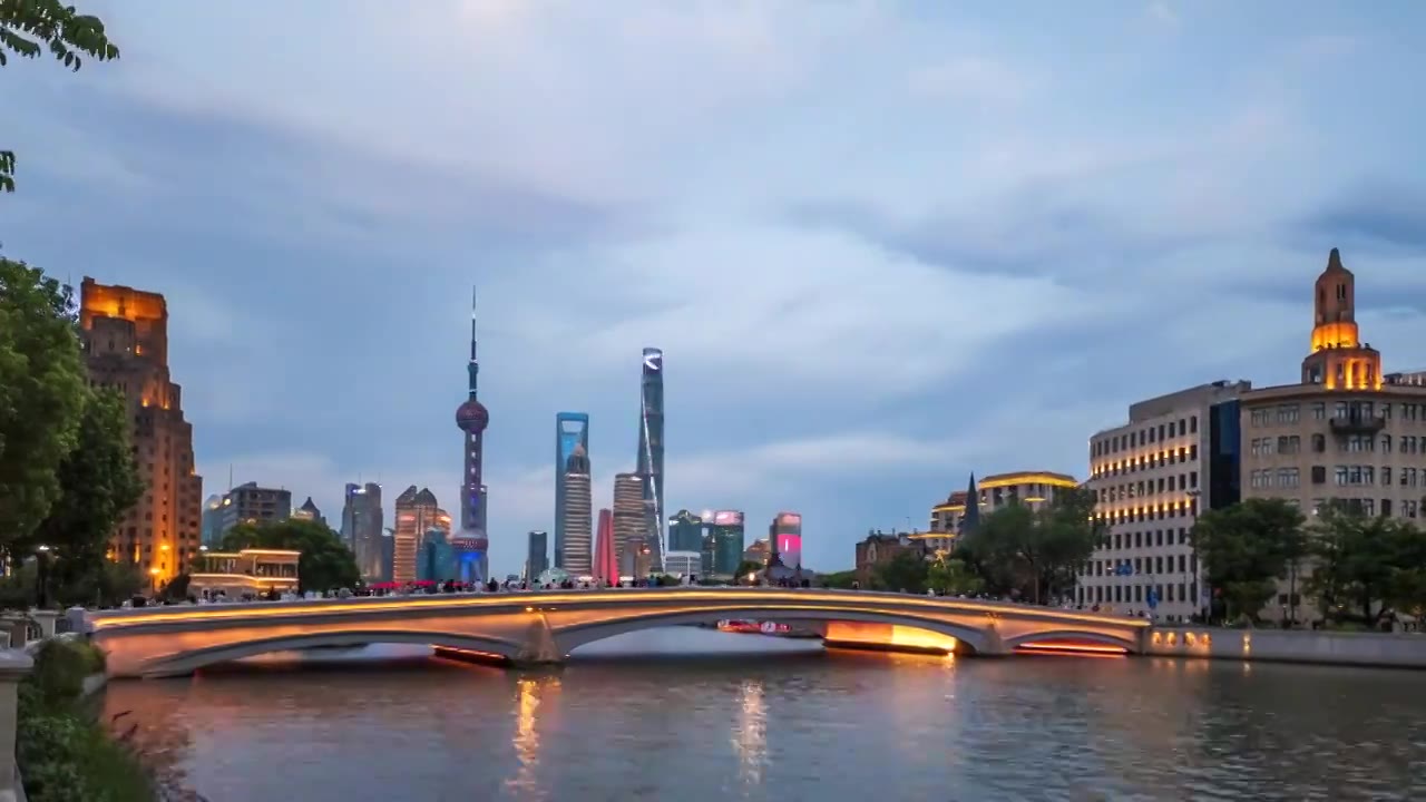 上海乍浦路桥外滩夜景4K延时合集视频素材