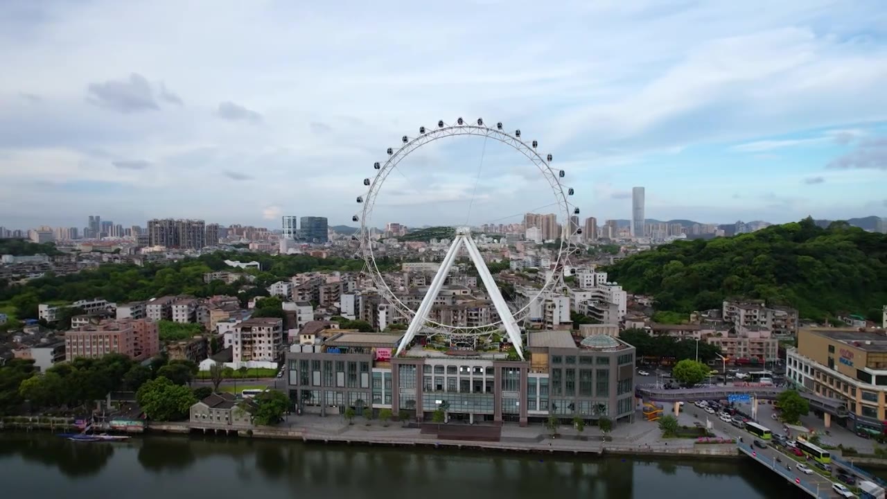 中山城市天际线缤纷幻彩摩天轮视频素材