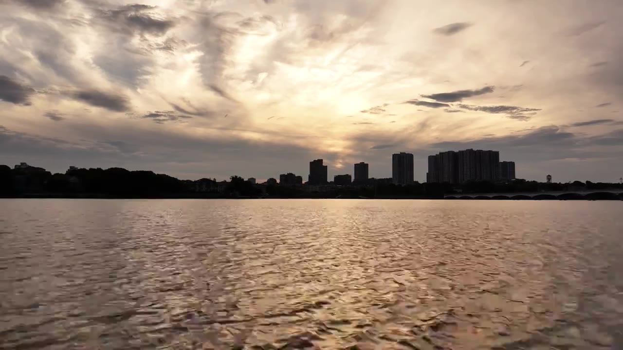 南京百家湖夕阳航拍视频下载