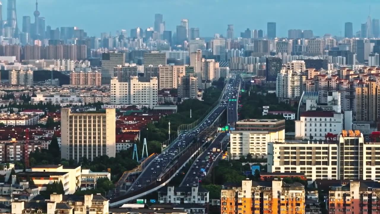 航拍上海现代都市摩天大楼陆家嘴南北高架城市交通视频素材